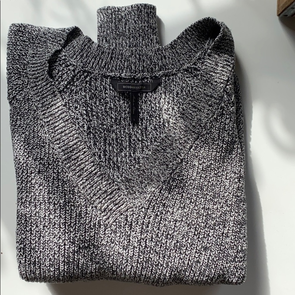 BCBG MAXAZARIA oversized sweater